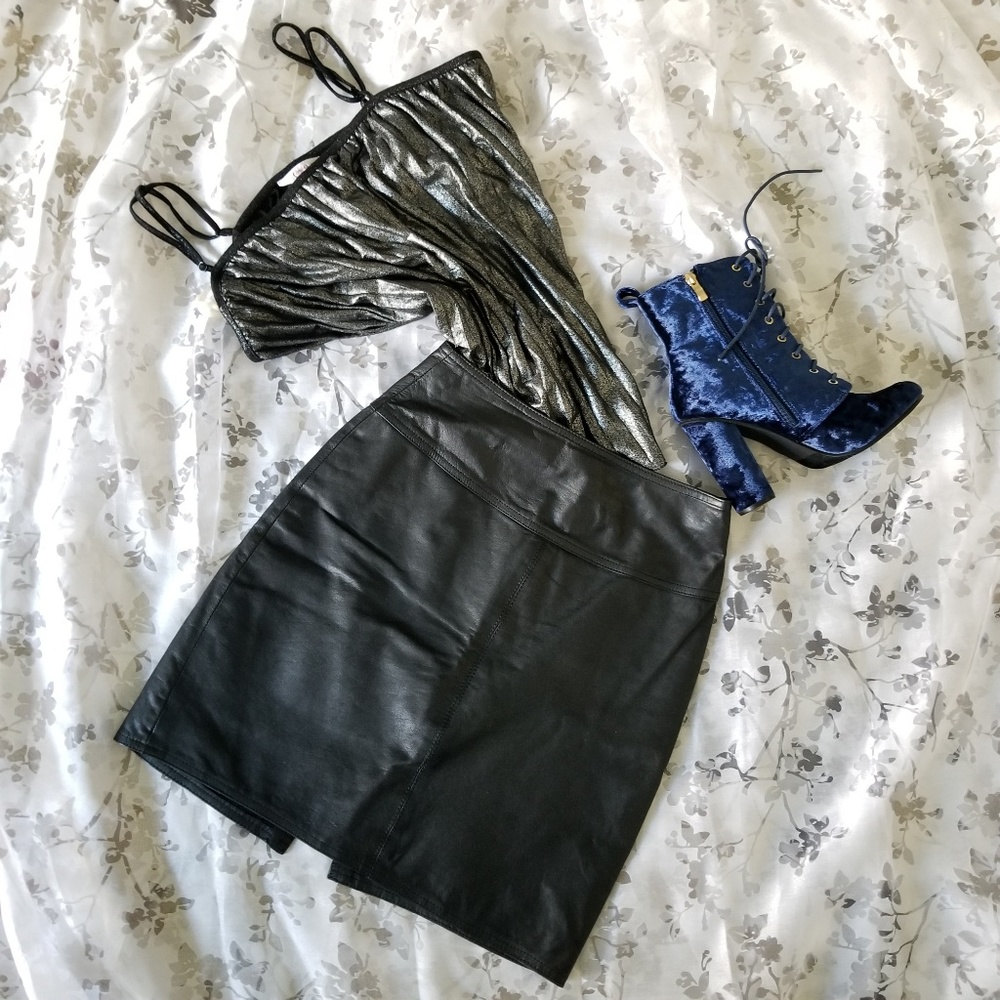 Black genuine leather mini skirt